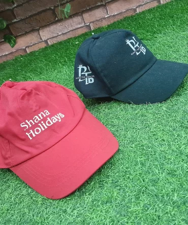 Caps