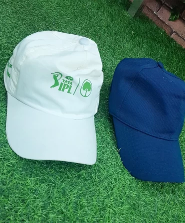 Caps
